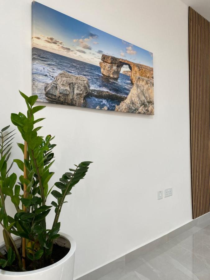 Seaside Apartment in Gzira Exterior foto